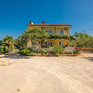 3* Vendégház Valentino