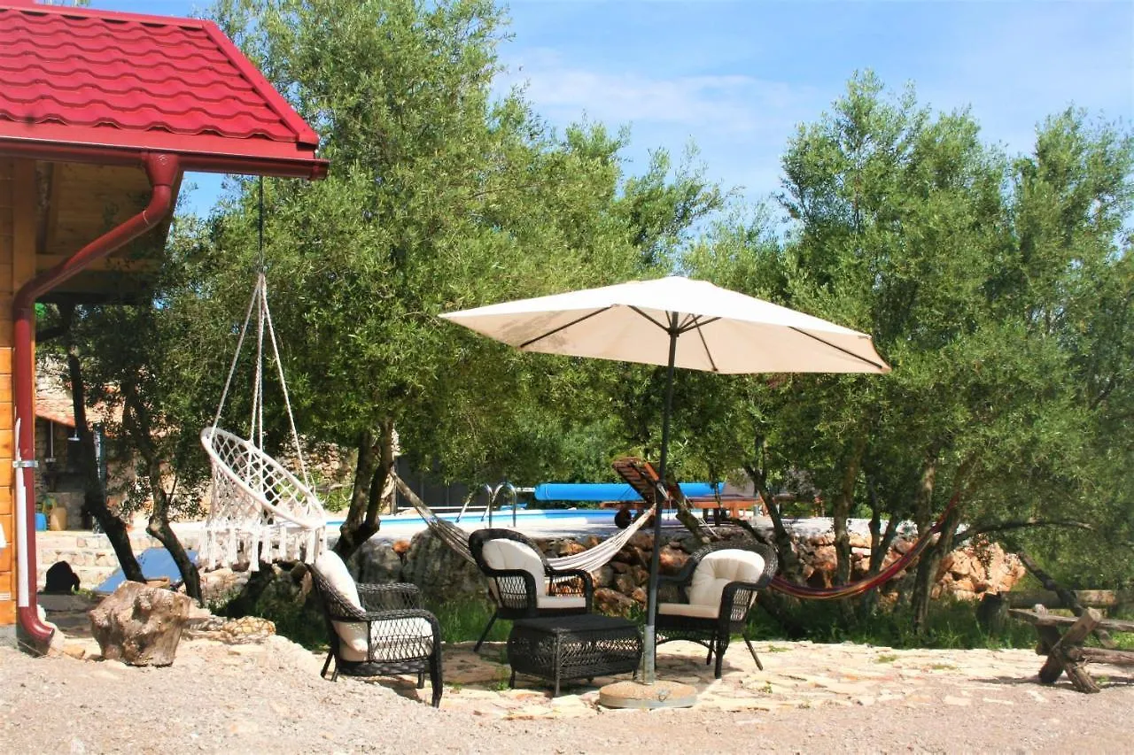 Boutique B&B Agroturizam Sv. Juraj Vrh  Bed & Breakfast